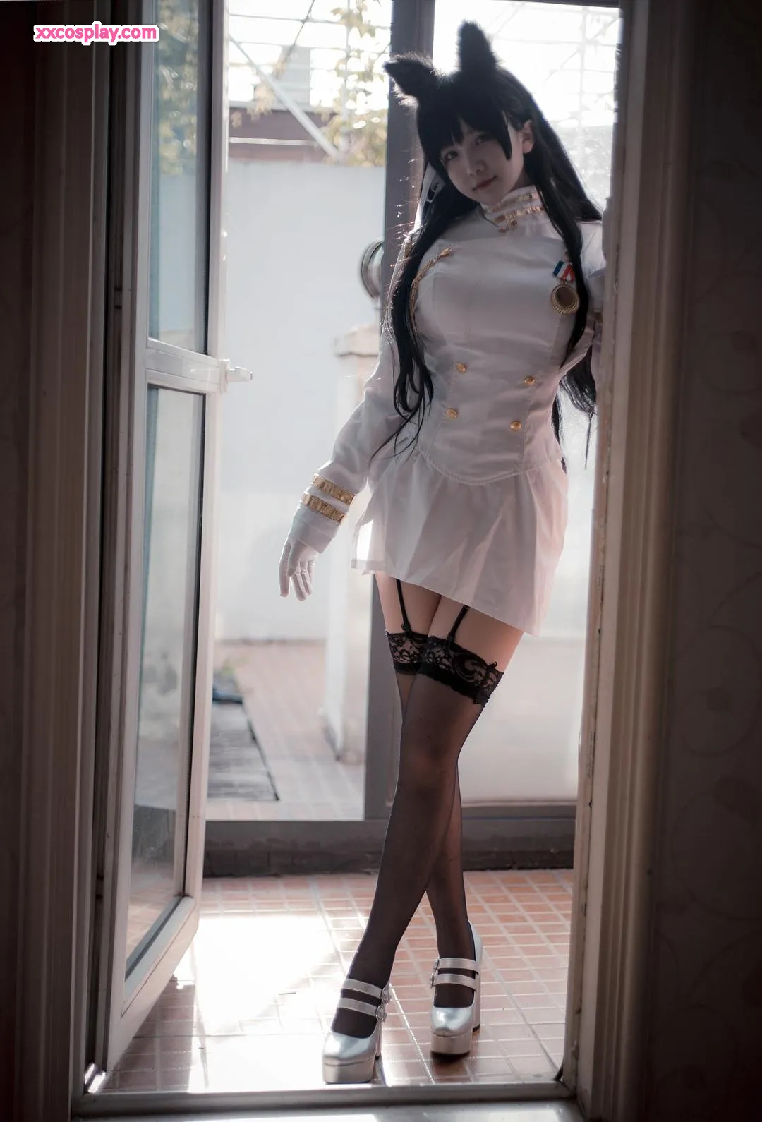 阿半今天很开心 sebagai Atago – Cosplay Azur Lane